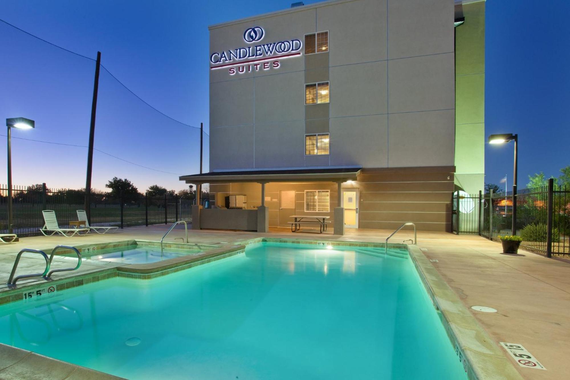 Candlewood By Ihg Hotel 2*